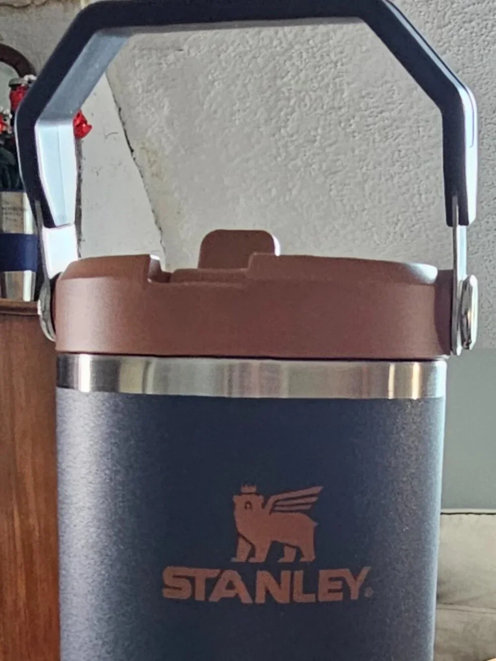 Stanley drink cup 30 oz - Picture 3 of 3